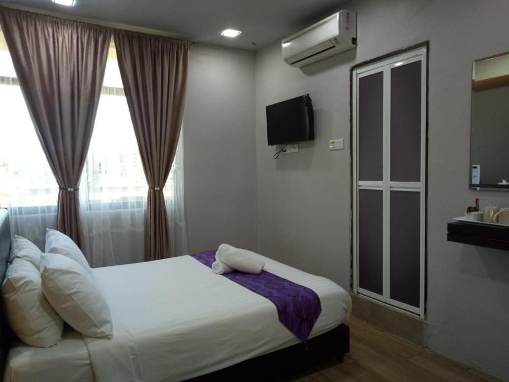Sunset Villa Inn Пантай Ченанг Екстериор снимка